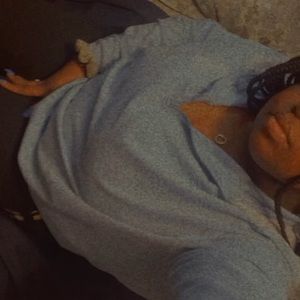 Meet your Posher, Claudia